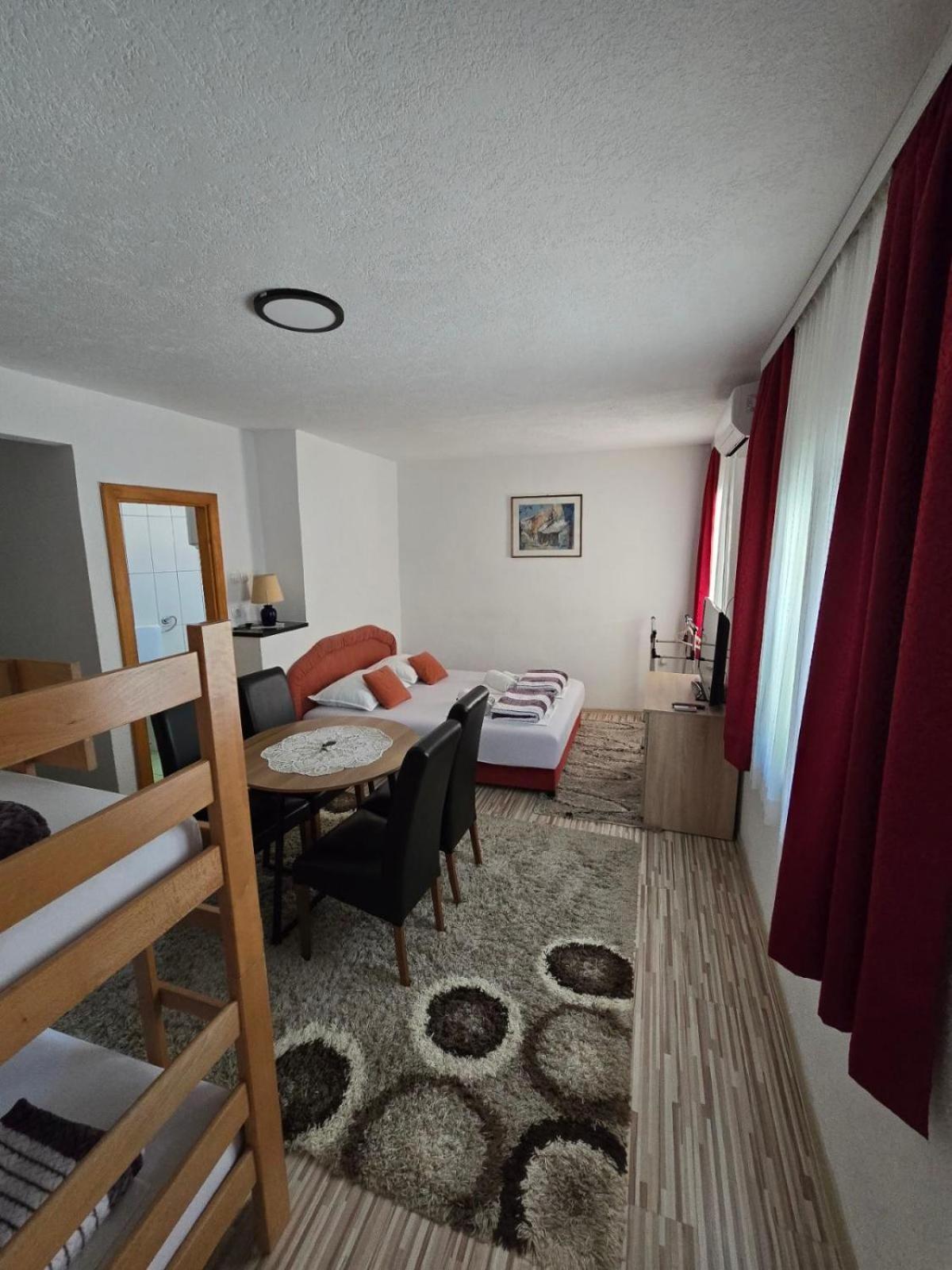 Guest House Nana Mostar Exterior photo